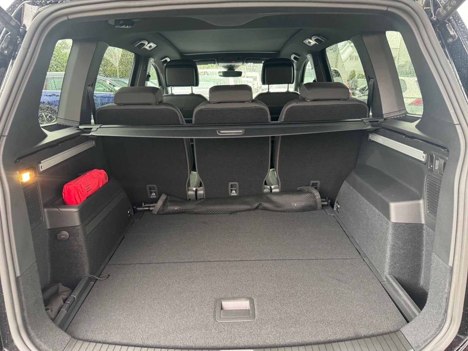 Fahrzeugabbildung Volkswagen Touran Highline 1.5 TSI 110kW(150PS) DSG | AHK