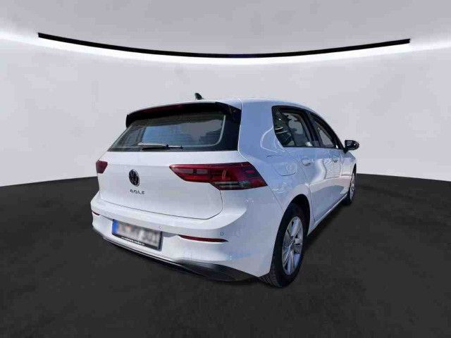 Fahrzeugabbildung Volkswagen Golf Life 1.5TSI 6-Gang LED Navi ACC PDC SHZ VC