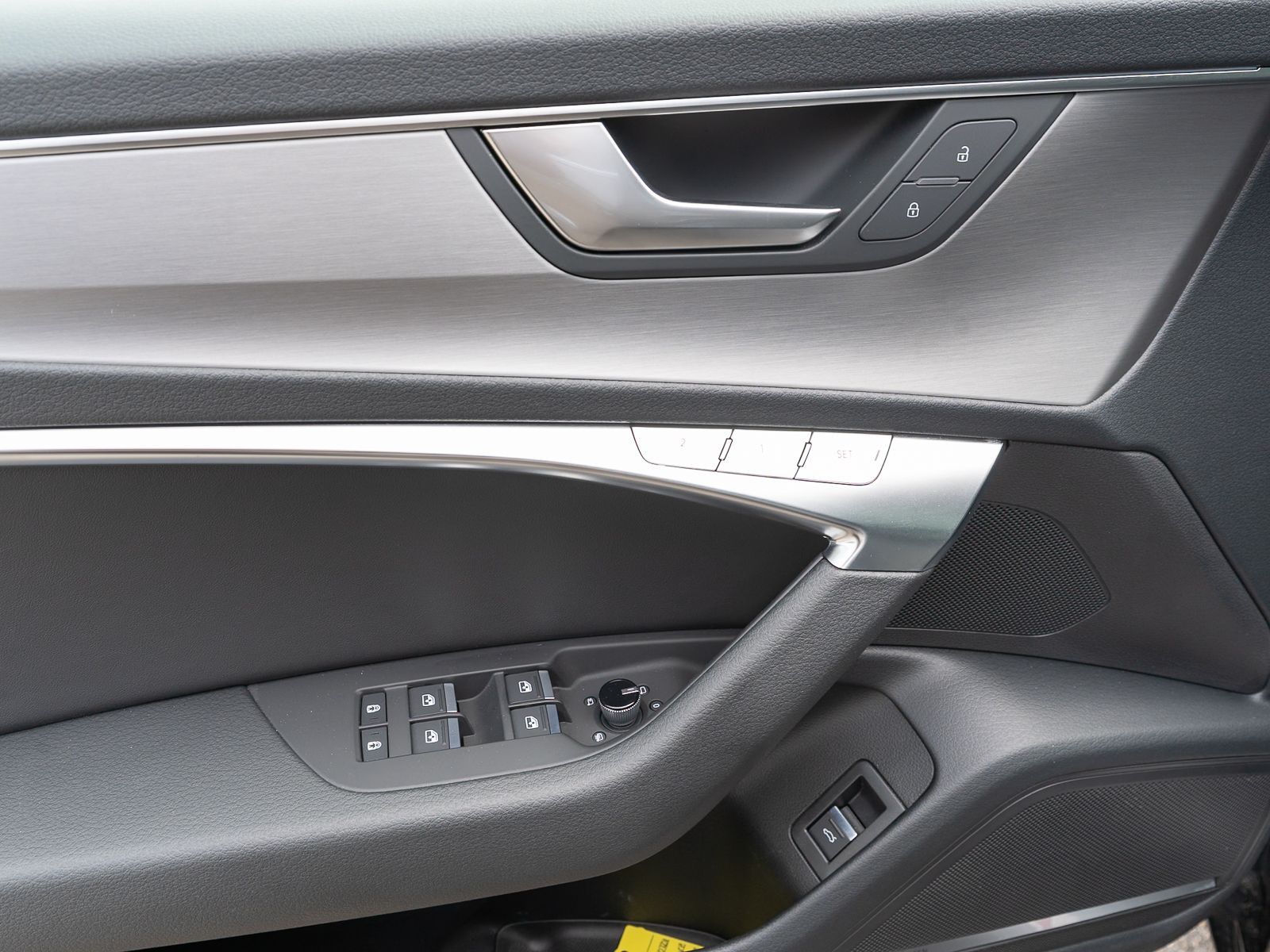 Fahrzeugabbildung Audi A6 Limousine S line 40TDI Navi Matrix StandHz VC