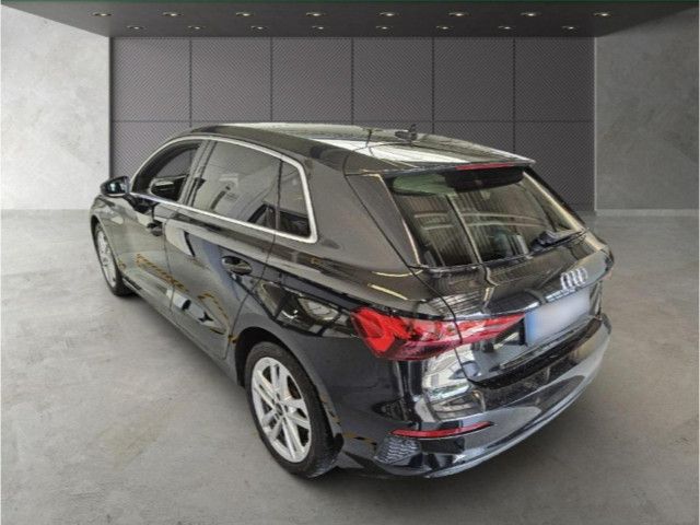 Fahrzeugabbildung Audi A3 Sportback 40TFSI e Stronic Navi LED Pano HUD