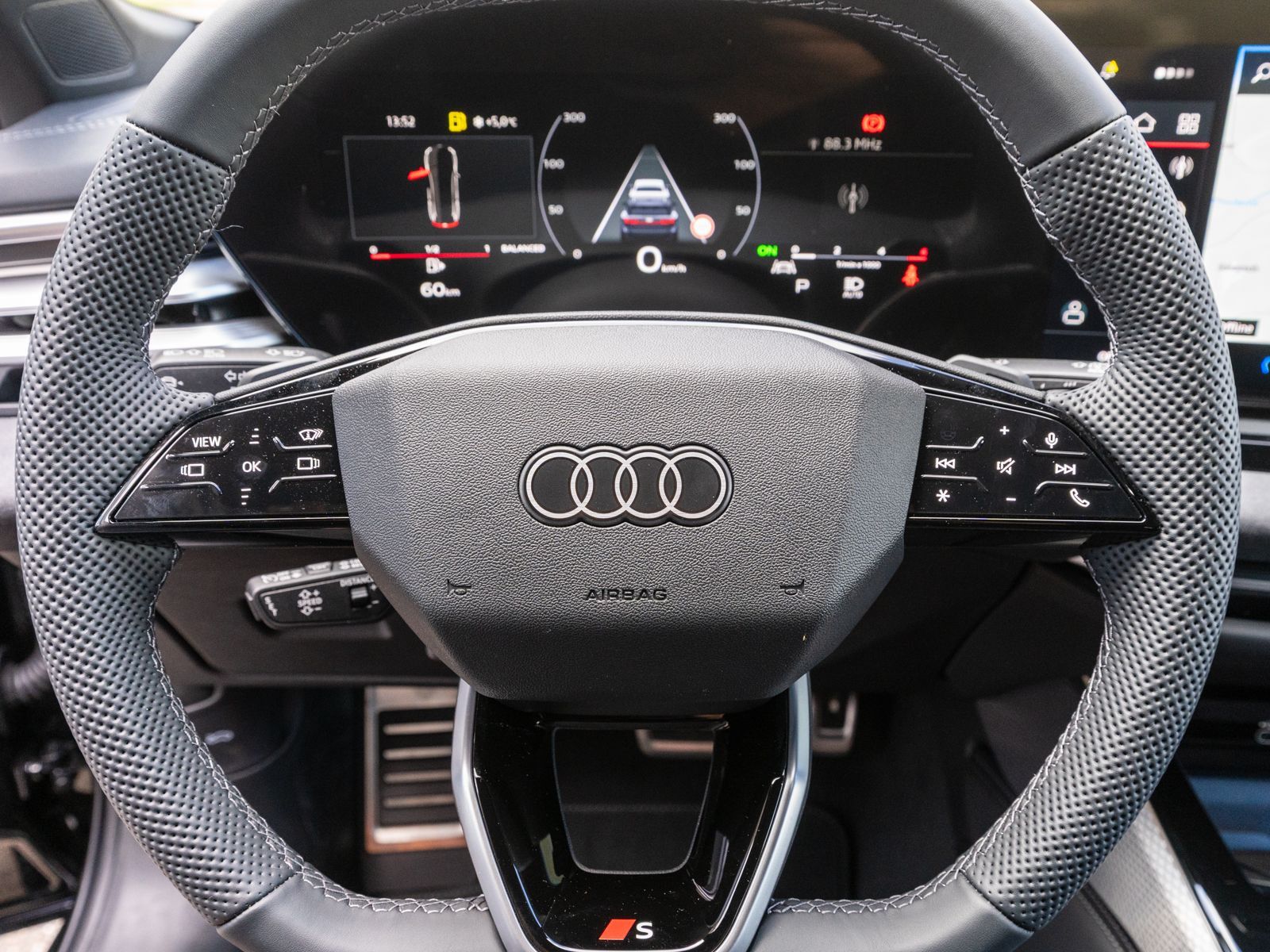 Fahrzeugabbildung Audi A6 Avant S line TDI quattro Head-Up Display AHK