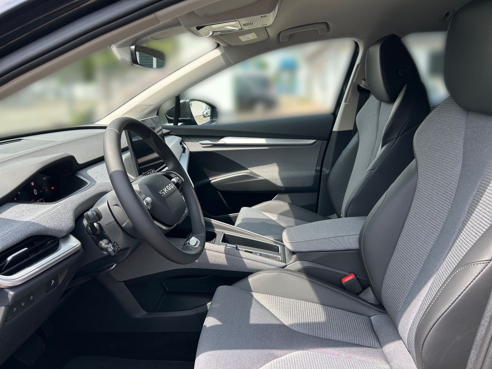 Fahrzeugabbildung SKODA Enyaq 60 204PS 20" ACC Kamera SHZ Matrix-LED AHK