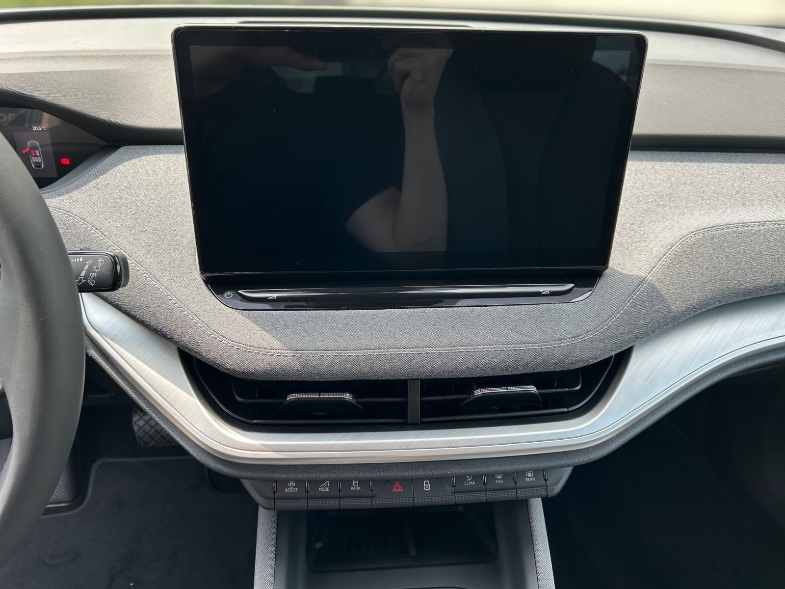 Fahrzeugabbildung SKODA Enyaq 60 204PS 20" ACC Kamera SHZ Matrix-LED AHK