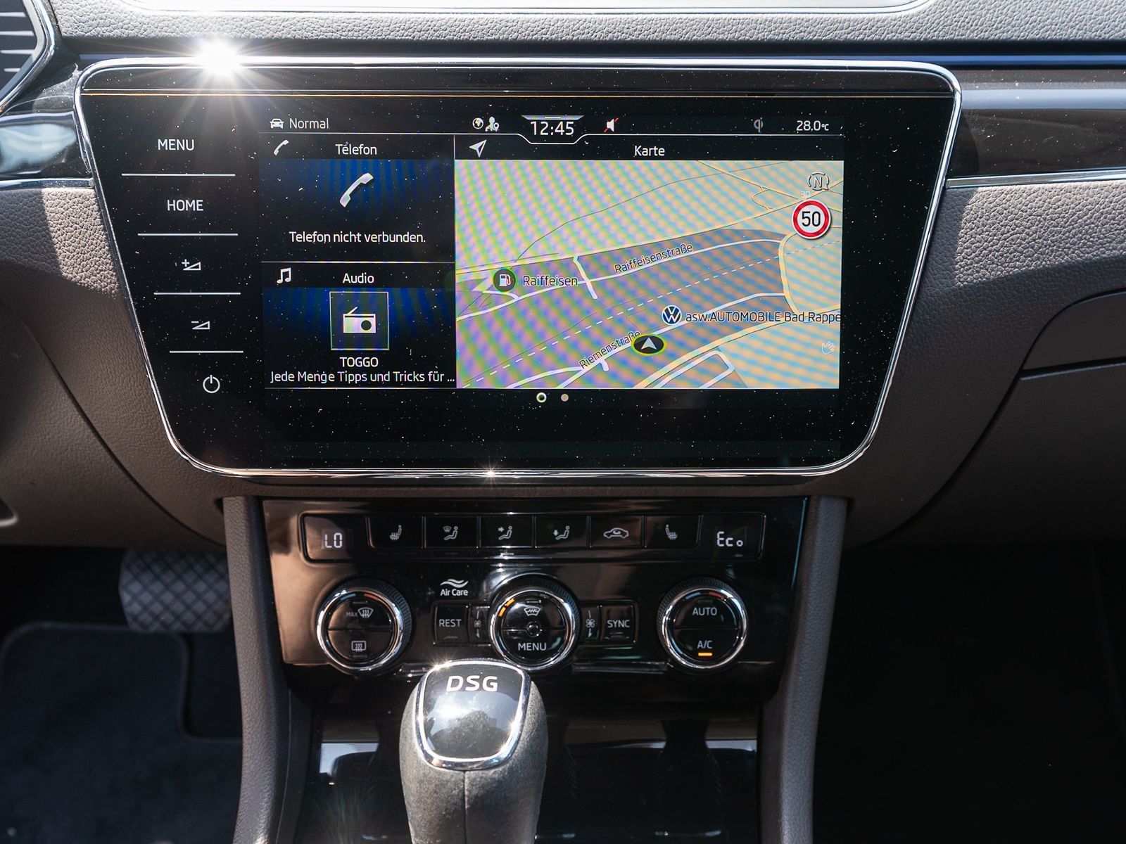 Fahrzeugabbildung SKODA Superb Combi iV L&K 1.4TSI LED Navi 360° ACC AHK