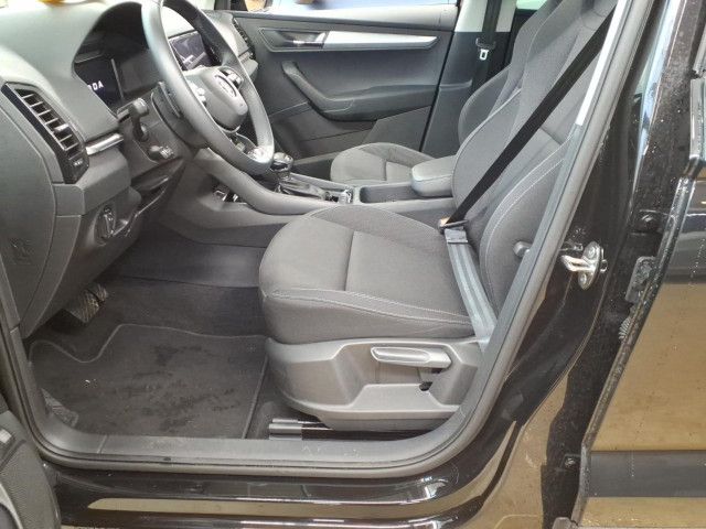 Fahrzeugabbildung SKODA Karoq Selection 1.5 TSI DSG Navi LED ACC RFK AHK