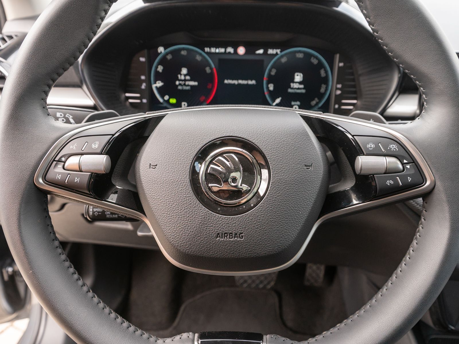 Fahrzeugabbildung SKODA Fabia Selection 1.0TSI DSG LED Navi PANO RFK VC