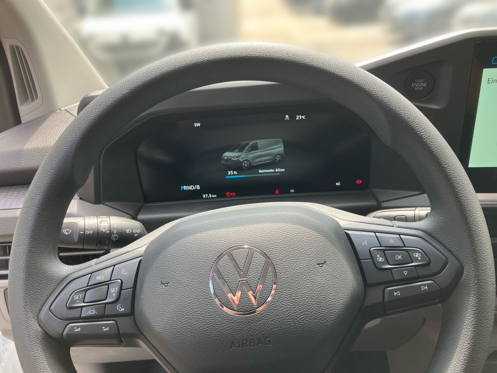 Fahrzeugabbildung Volkswagen e-Transporter Kasten 100 kW BEV 1-Gang Automatik
