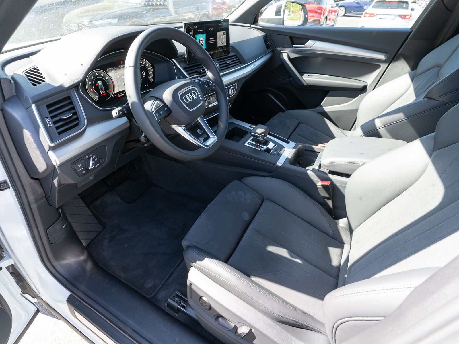 Fahrzeugabbildung Audi Q5 Sportback S line 45TFSI quattr Navi Matrix VC