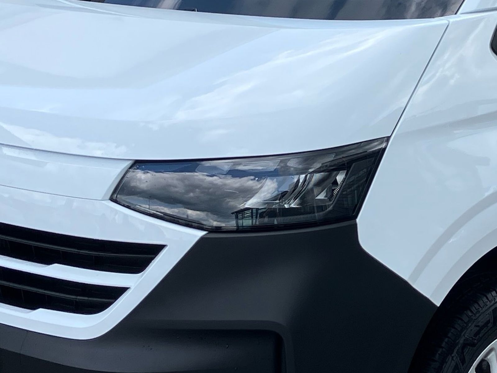 Fahrzeugabbildung Volkswagen e-Caravelle 100 kW BEV 1-Gang Automatik