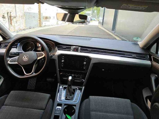 Fahrzeugabbildung Volkswagen Passat Variant Business 2.0 TDI DSG LED Navi RFK