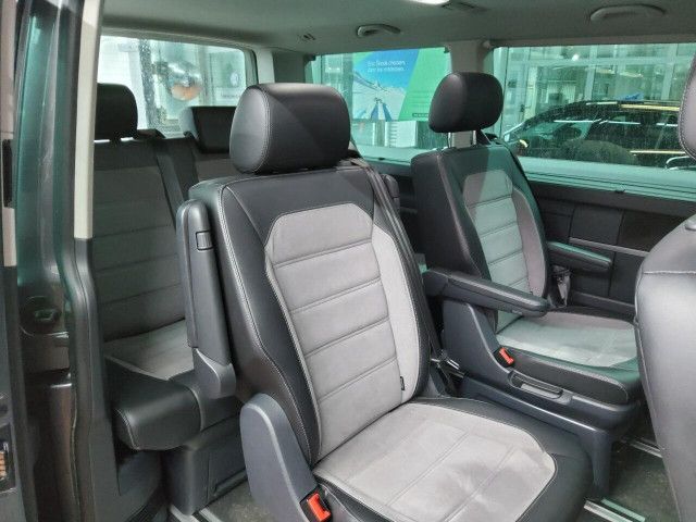 Fahrzeugabbildung Volkswagen T6.1 Multivan Gen Six 2.0TDI DSG LED PDC v/h AHK