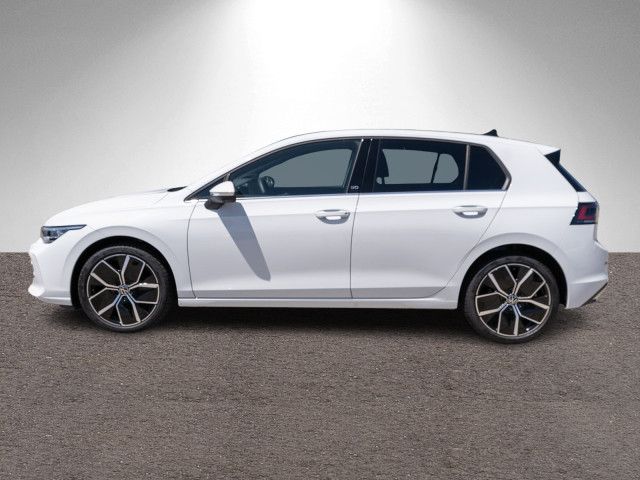 Fahrzeugabbildung Volkswagen Golf Edition 50 1.5 eTSI DSG LED 360° Pano AHK