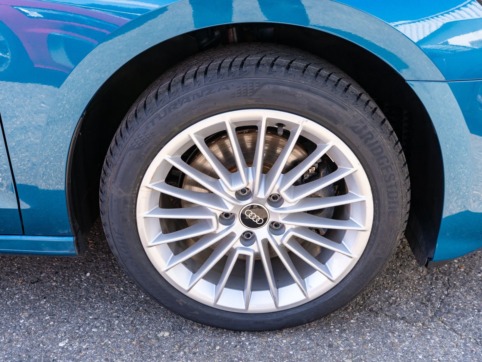 Fahrzeugabbildung Audi A3 Sportback advanced 40TDI quattr Navi LED Pano