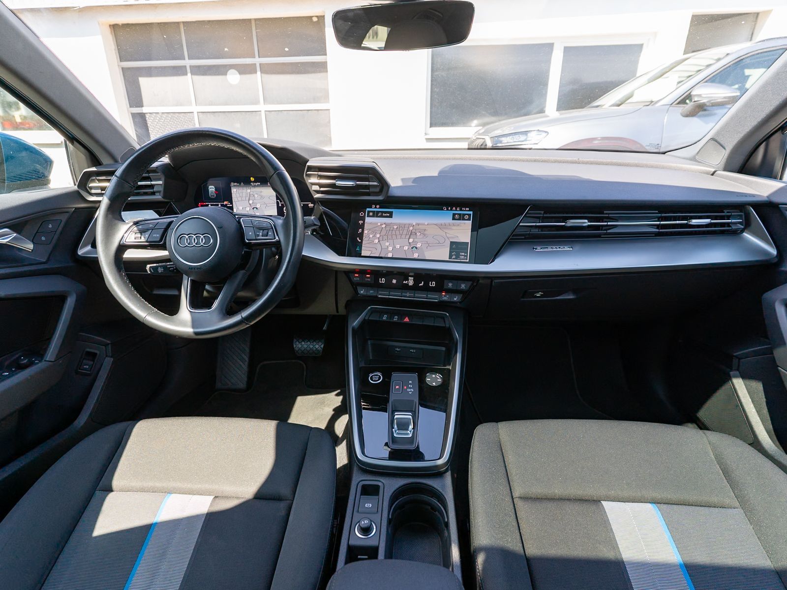 Fahrzeugabbildung Audi A3 Sportback advanced 40TDI quattr Navi LED Pano