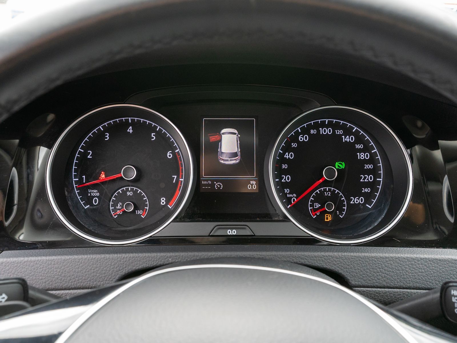 Fahrzeugabbildung Volkswagen Golf Comfortline 1.4 TSI DSG Navi PDC SHZ