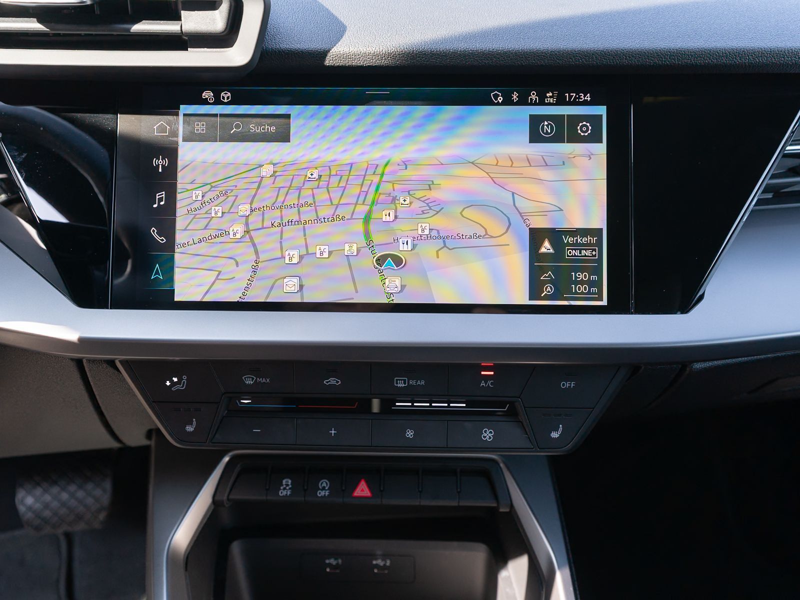 Fahrzeugabbildung Audi A3 Sportback advanced 30TFSI Navi LED GRA PDC VC