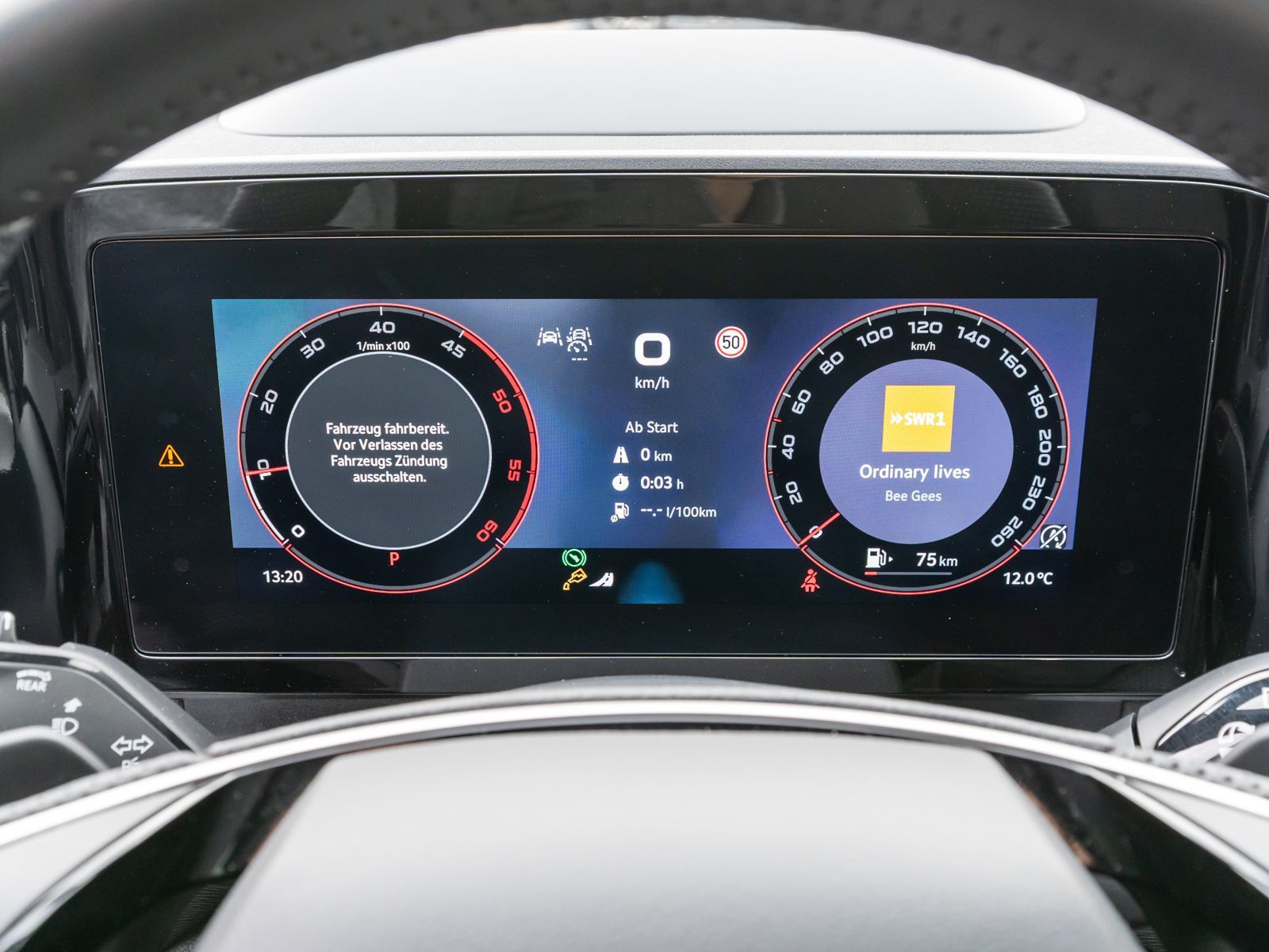 Fahrzeugabbildung SKODA Kodiaq Sportline 4x4 2.0TDI DSG HUD PANO AHK 7-S