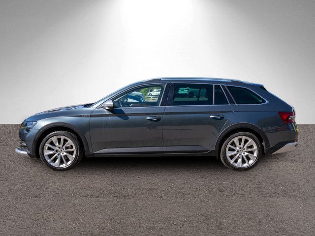 Fahrzeugabbildung SKODA Superb Combi Scout 2.0 TDI 4x4 DSG LED Navi AHK