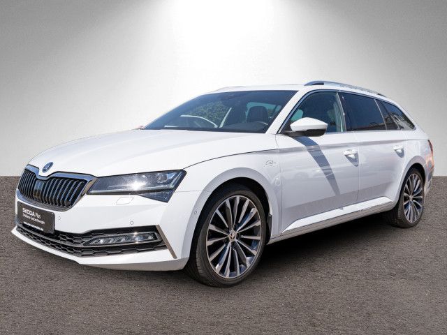 Fahrzeugabbildung SKODA Superb Combi L&K 2.0TDI 4x4 DSG PANO LEDER DCC