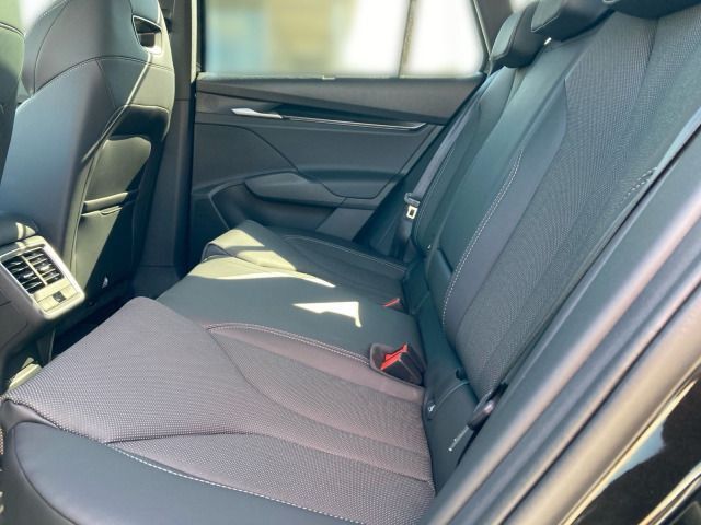 Fahrzeugabbildung SKODA Enyaq RS 340PS 4x4 360° Pano ACC Head-Up SHZ AHK