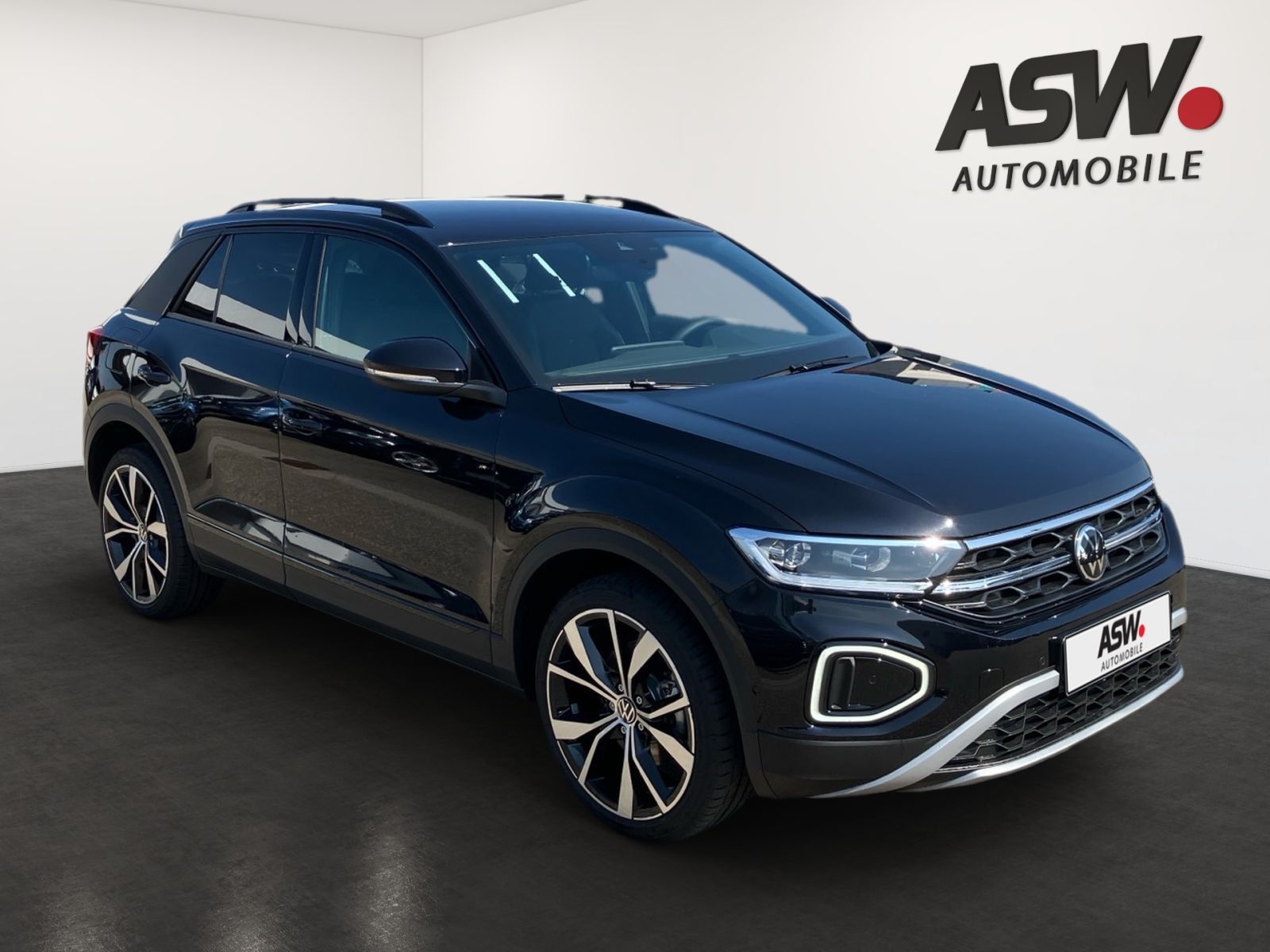 Fahrzeugabbildung Volkswagen T-Roc Style 2.0 TDI 150 PS DSG AHK ACC RFK
