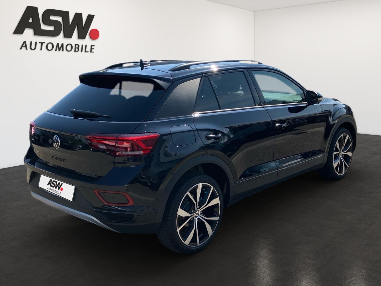 Fahrzeugabbildung Volkswagen T-Roc Style 2.0 TDI 150 PS DSG AHK ACC RFK