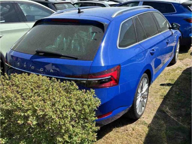 Fahrzeugabbildung SKODA Superb iV Combi L&K 1.4TSI Navi Stdhzg LEDER AHK