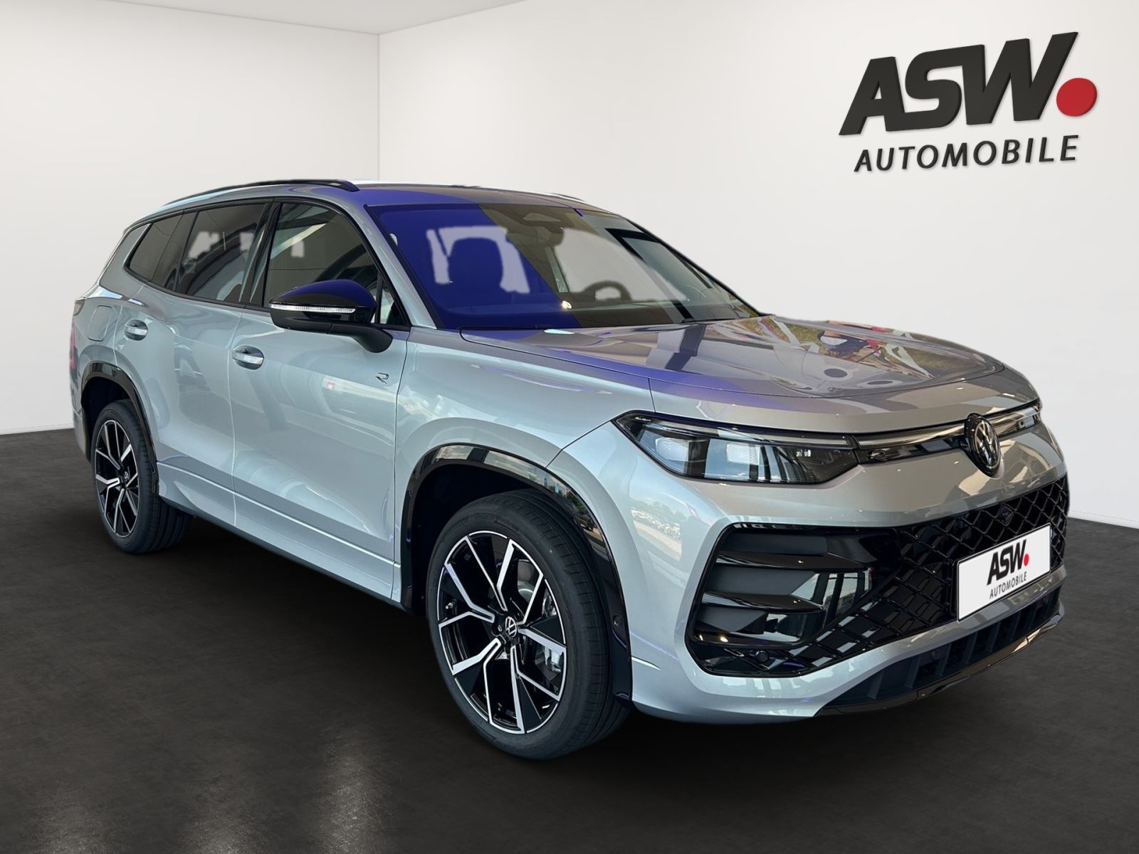 Fahrzeugabbildung Volkswagen Tayron R-Line 2,0 l TDI 4MOTION 193 PS DSG AHK H