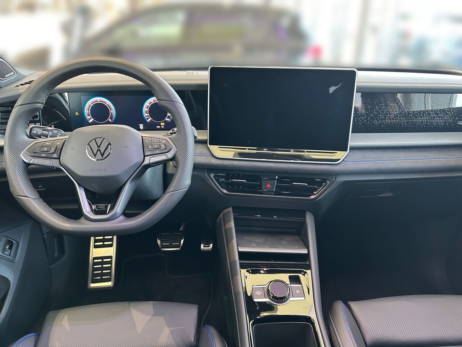 Fahrzeugabbildung Volkswagen Tayron R-Line 2,0 l TDI 4MOTION 193 PS DSG AHK H