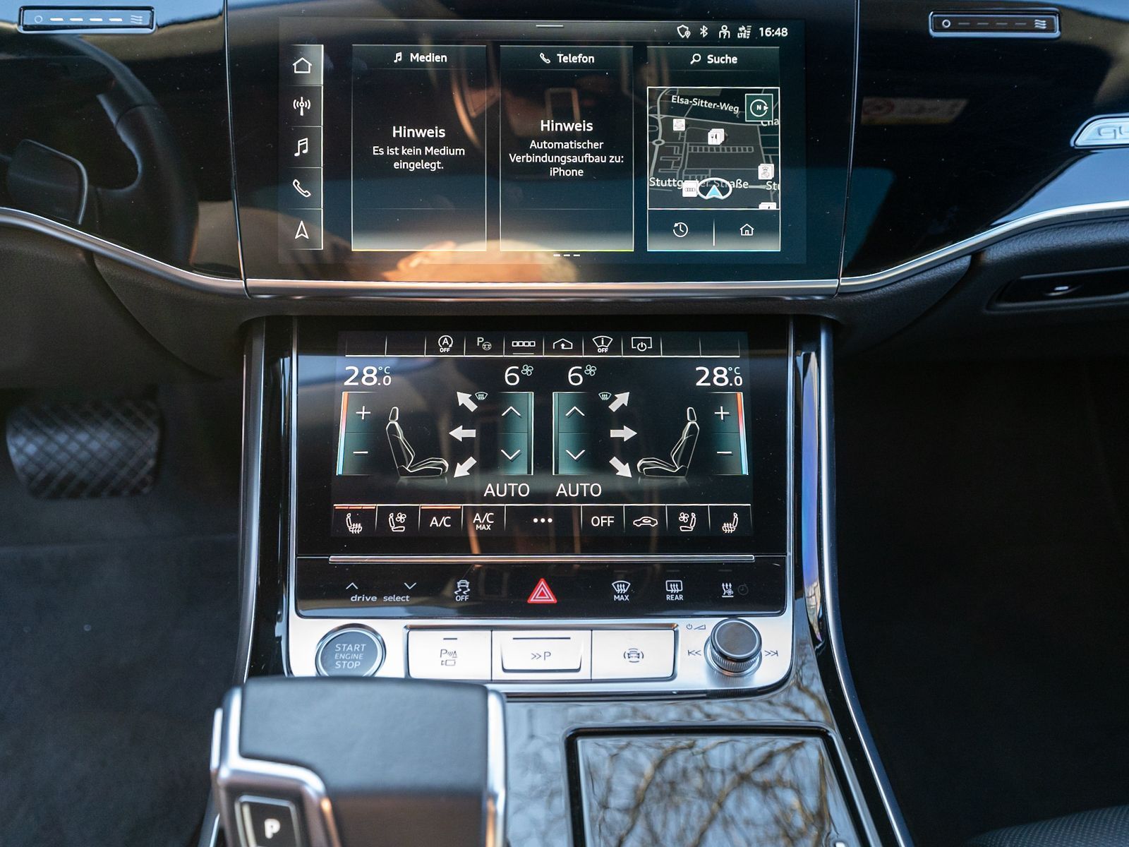 Fahrzeugabbildung Audi A8 50 TDI quattro Navi Matrix StandHz Pano B&O