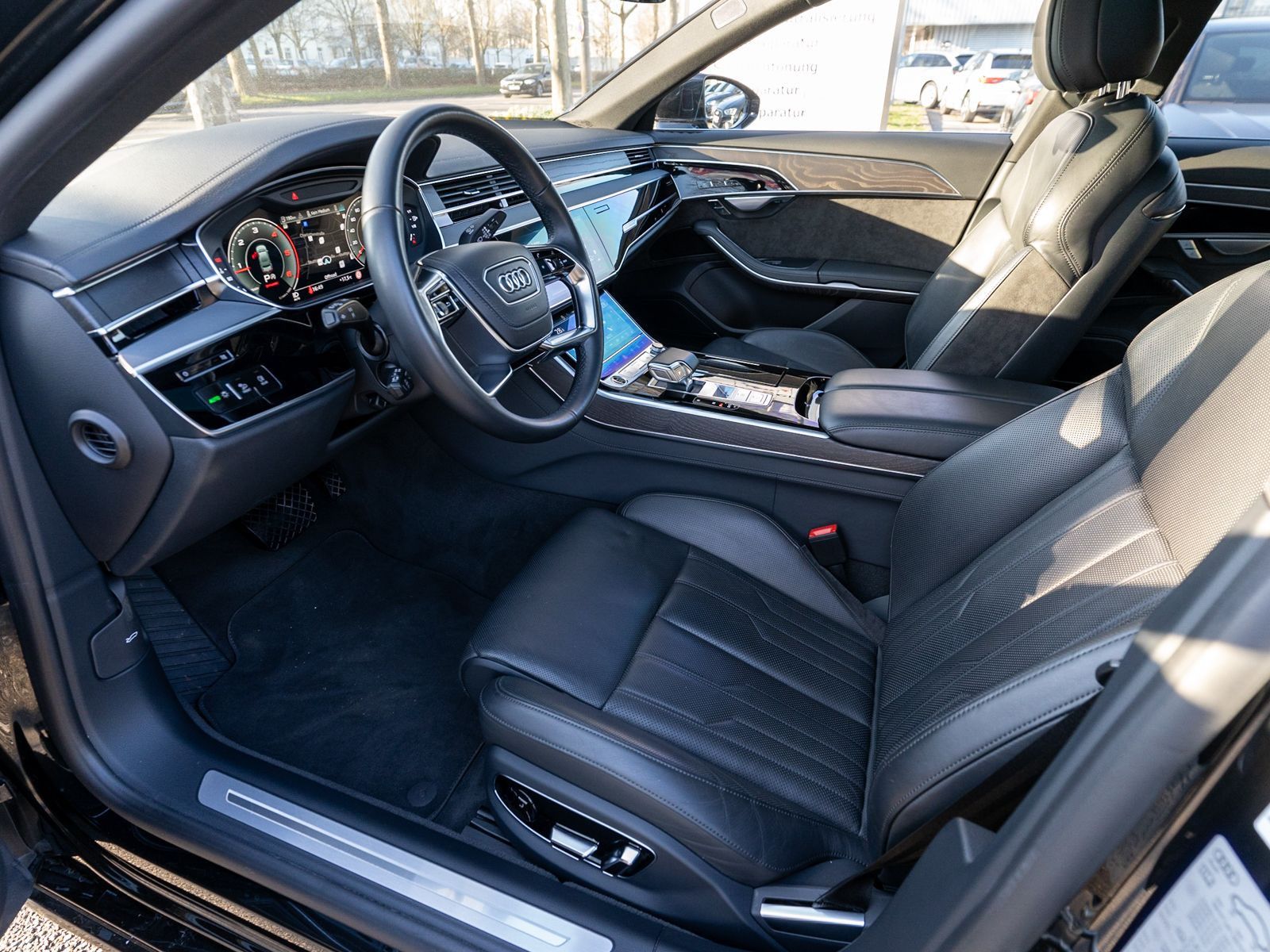 Fahrzeugabbildung Audi A8 50 TDI quattro Navi Matrix StandHz Pano B&O