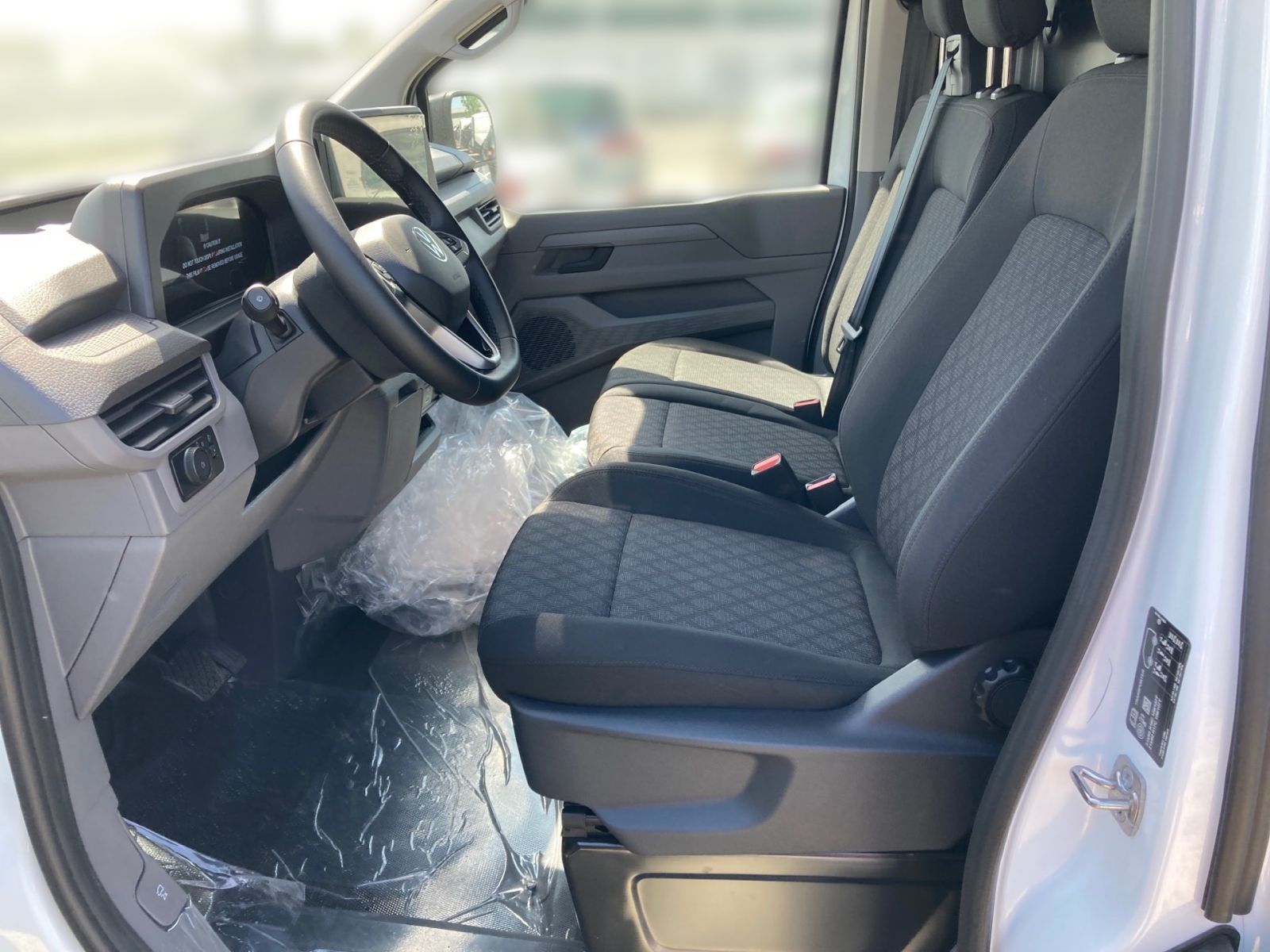 Fahrzeugabbildung Volkswagen Transporter Kasten 2,0 l 110 kW TDI 8-Ga ng Auto