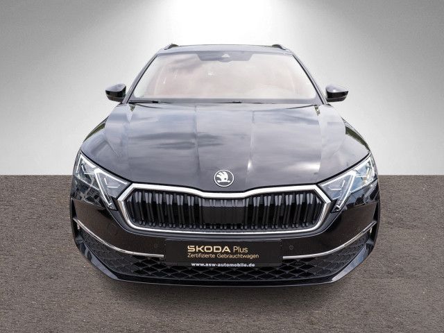 Fahrzeugabbildung SKODA Octavia Combi Selection 1.5 TSI DSG LED Pano AHK