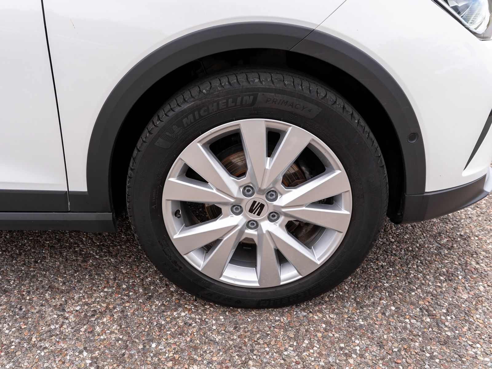 Fahrzeugabbildung SEAT Arona Xperience 1.0 TSI LED Navi RFK ACC SHZ AHK
