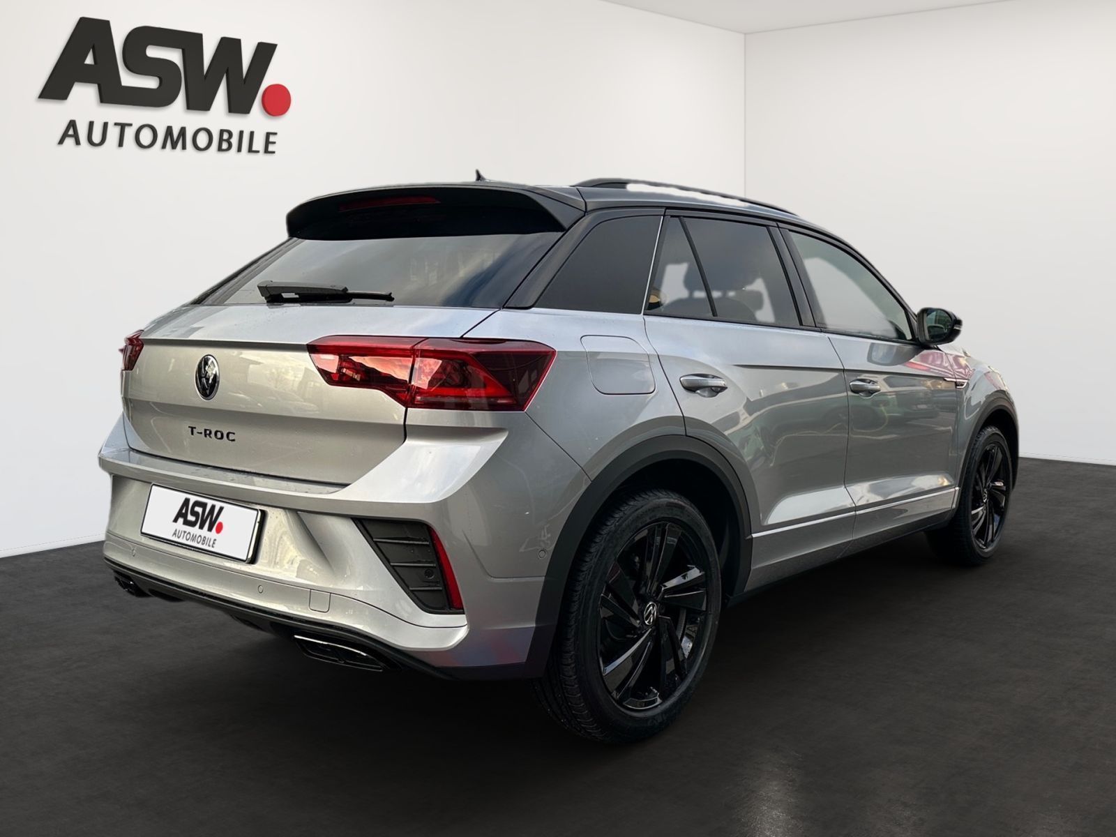 Fahrzeugabbildung Volkswagen T-Roc R-Line 1.5 l TSI 150 PS DSG ACC SHZ NAVI