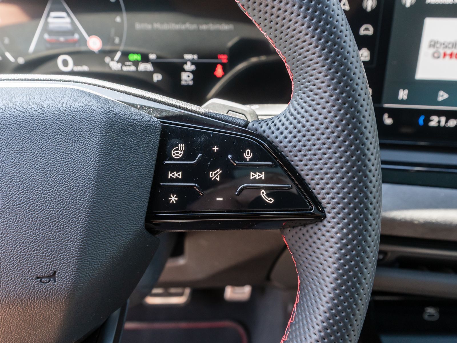 Fahrzeugabbildung Audi A6 Avant S line TFSI quattro Allradlenkung PANO