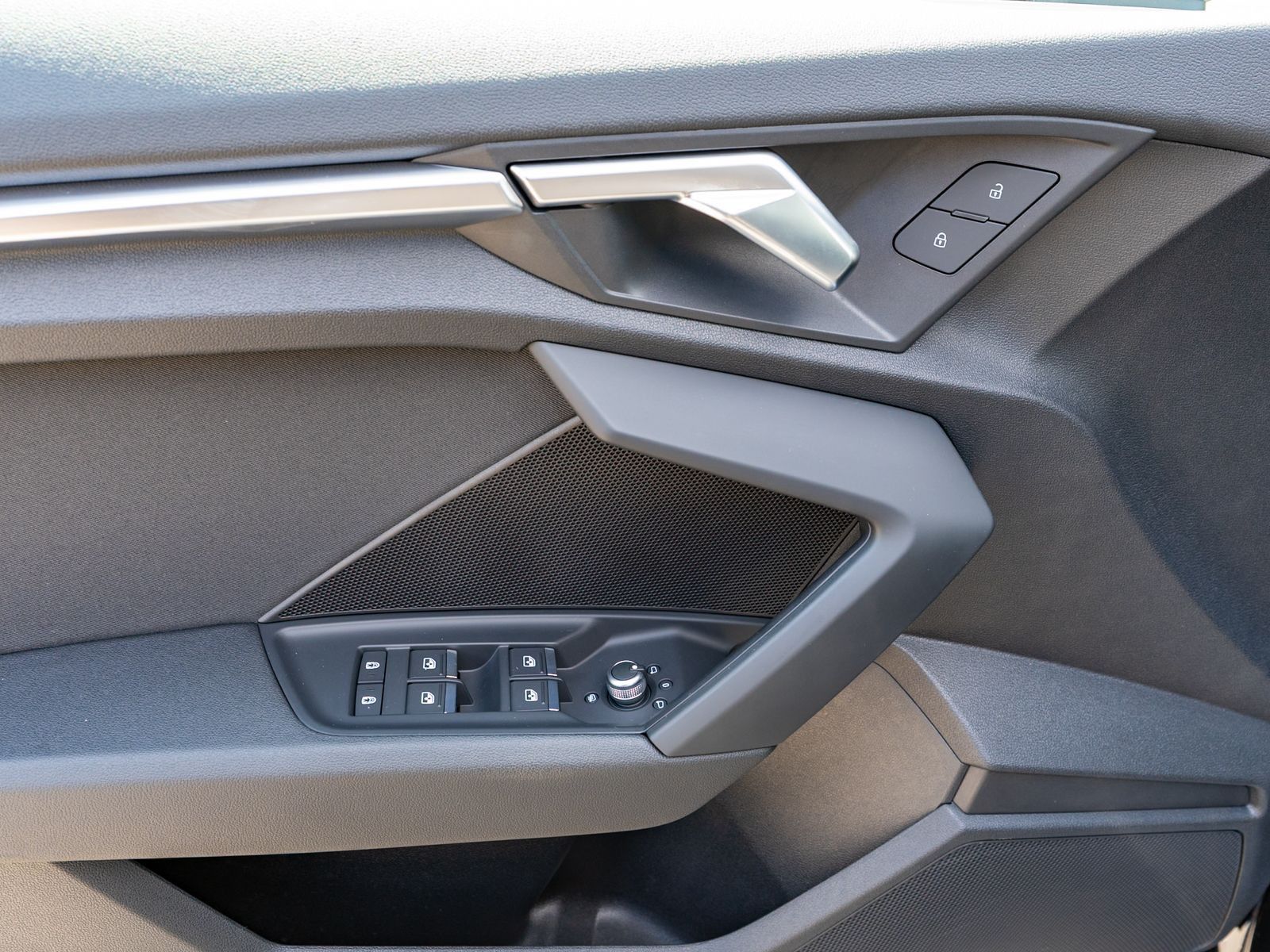 Fahrzeugabbildung Audi A3 Sportback S line 40TFSI quattro LED GRA SHZ