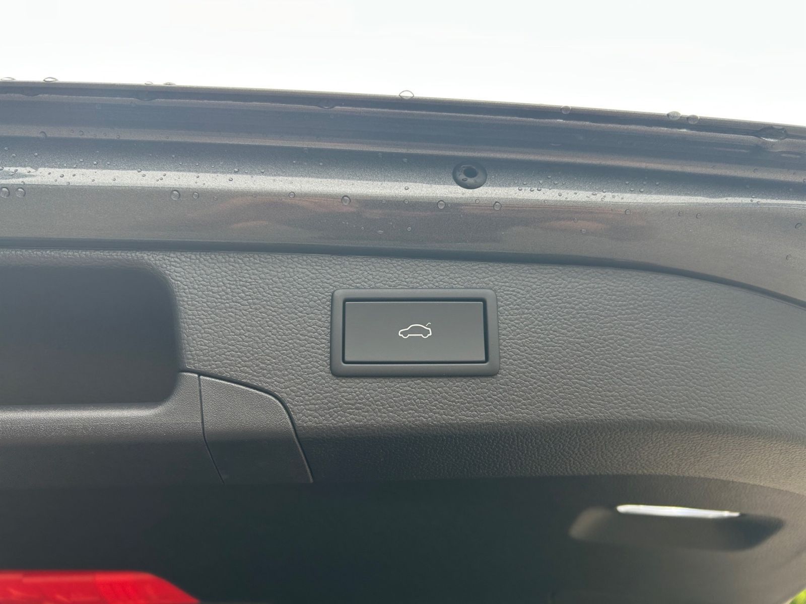 Fahrzeugabbildung SKODA Superb Combi L&K 1,5TSI iV 204PS DSG ACC SHZ AHK