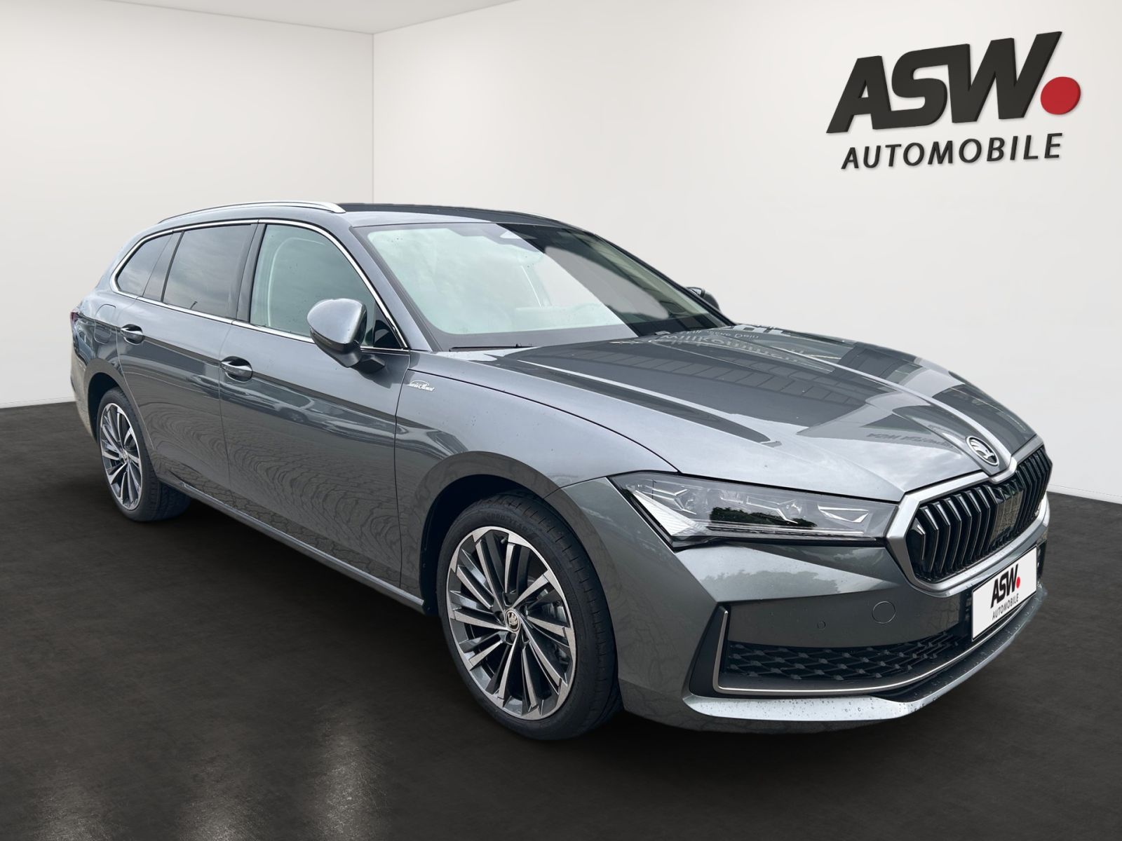 Fahrzeugabbildung SKODA Superb Combi L&K 1,5TSI iV 204PS DSG ACC SHZ AHK