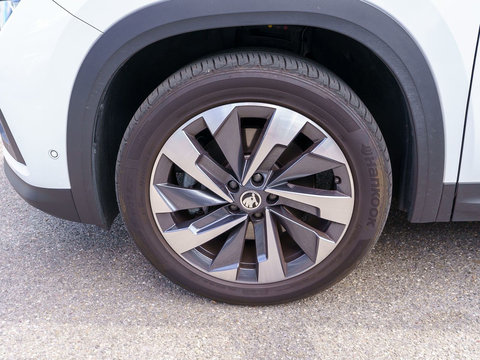 Fahrzeugabbildung SKODA Kodiaq Selection 4x4 2,0TDI DSG LED NAVI ACC AHK