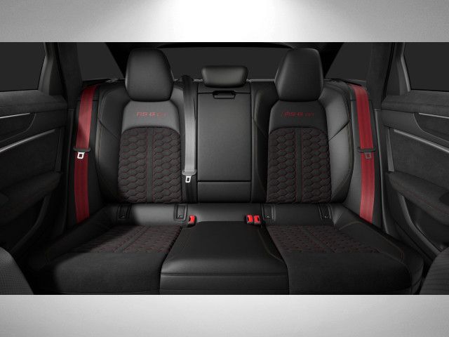 Fahrzeugabbildung Audi RS 6 Avant performance 463(630) kW(PS) tiptronic