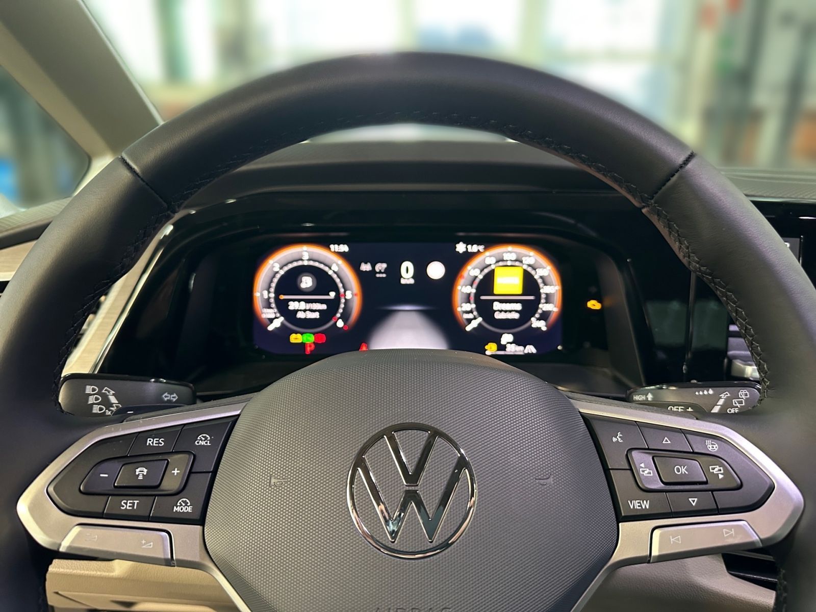 Fahrzeugabbildung Volkswagen Multivan Style 2.0 TDI DSG I SHZ NAVI