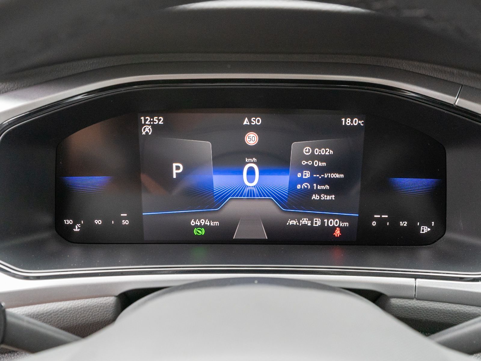 Fahrzeugabbildung Volkswagen T-ROC Life 1.5 TSI DSG LED Navi PDC SHZ AHK