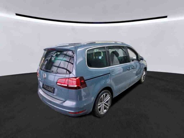 Fahrzeugabbildung Volkswagen Sharan Highline 1.4TSI DSG Navi Bi-Xenon PDC AHK