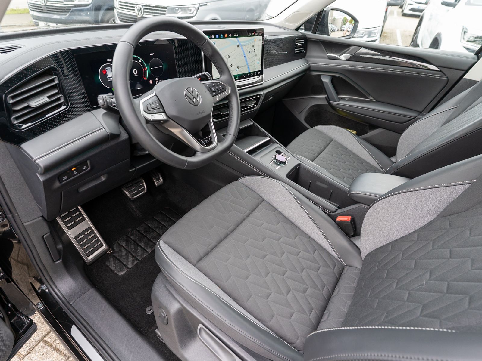 Fahrzeugabbildung Volkswagen Tiguan Goal 2.0TDI DSG LED Navi 360° ACC SHZ AHK