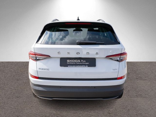 Fahrzeugabbildung SKODA Kodiaq Clever 2.0TDI 4x4 DSG LED 360° PANO Stdhz