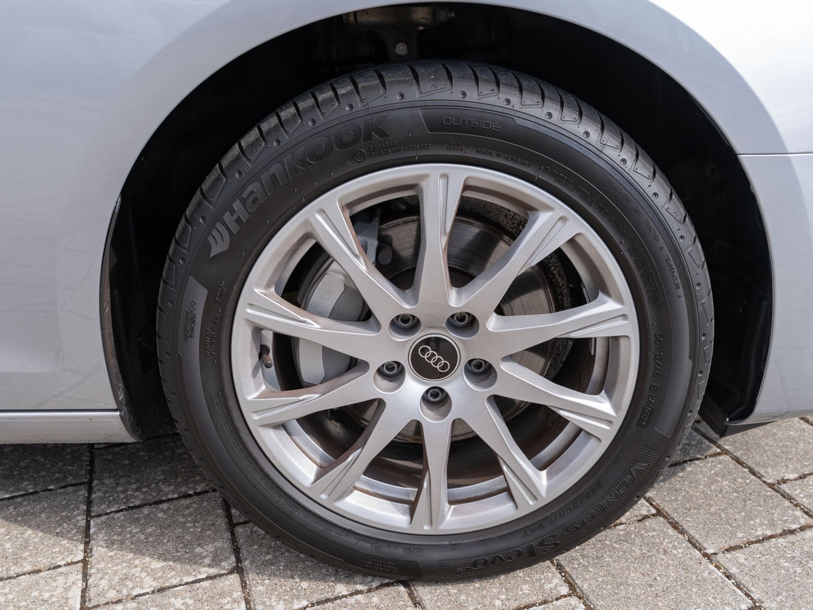 Fahrzeugabbildung Audi A4 Avant 40TDI Stronic LED Navi PDC GRA AHK