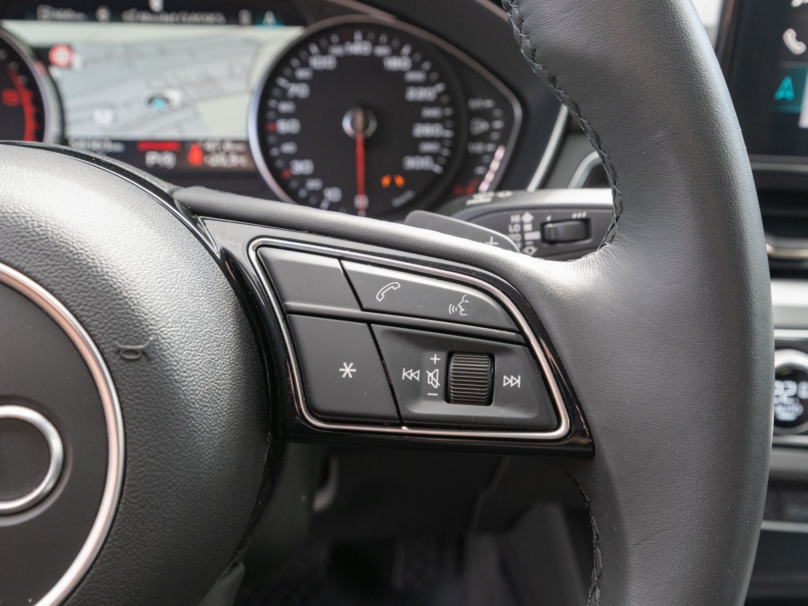 Fahrzeugabbildung Audi A4 Avant 40TDI Stronic LED Navi PDC GRA AHK