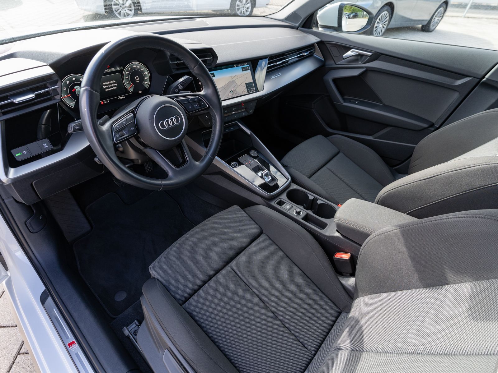 Fahrzeugabbildung Audi A3 Sportback S line 35 TFSI Stronic LED Navi PDC