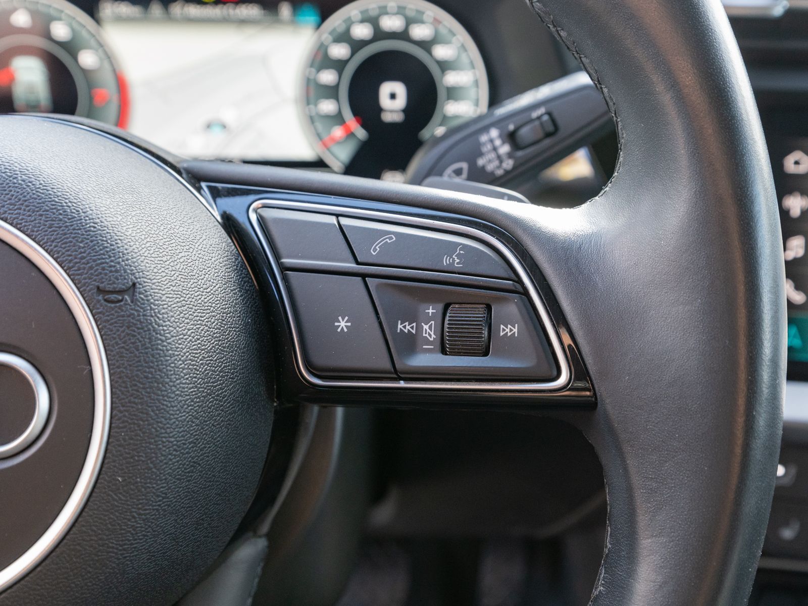 Fahrzeugabbildung Audi A3 Sportback S line 35 TFSI Stronic LED Navi PDC